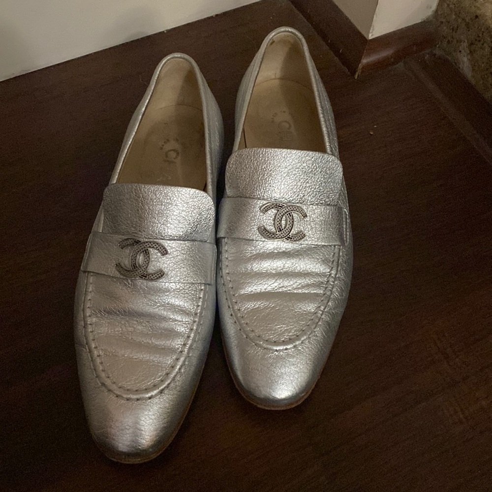 Chanel Silver Flats!